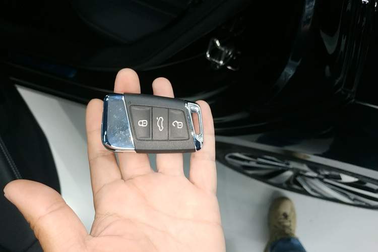 Used Volkswagen Passat 2025 Premium Version 380TSI Dragon Edition