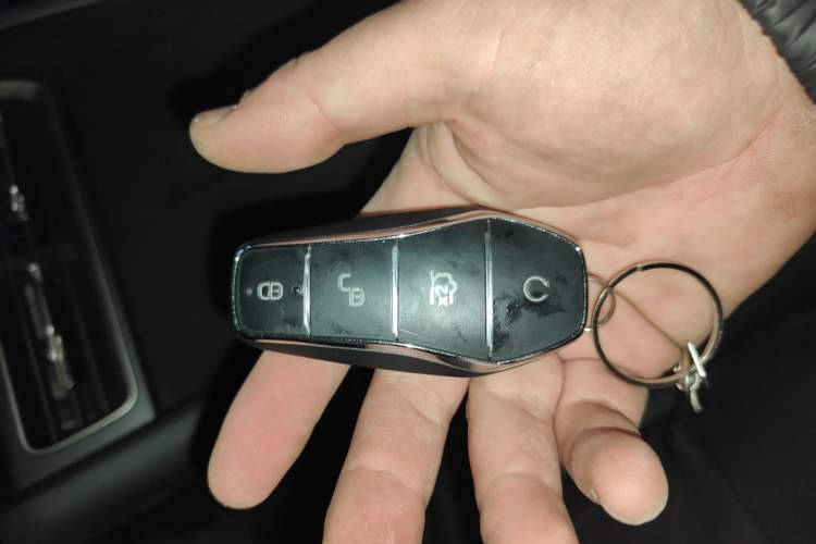 Used BYD Qin L 2025 DM-i Smart Drive 120KM Leading Model