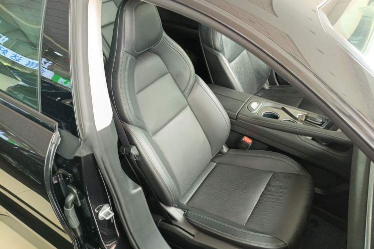 Used Zeekr 001 2022 Long-Range Dual-Motor WE Edition Right Front Seat