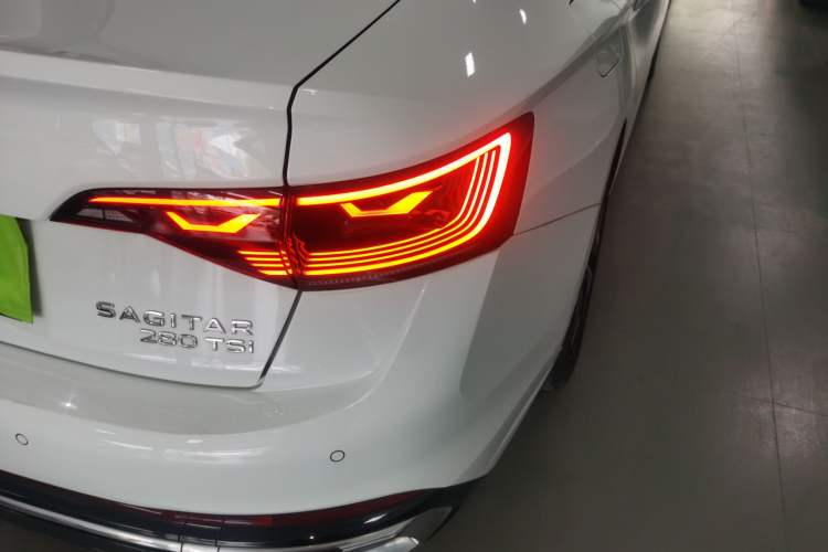 Used Volkswagen Sagitar 2023 280TSI DSG Beyond Lite Edition Right Rear Taillight