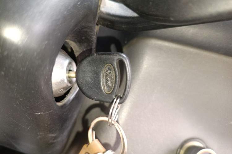 Used Ford Classic Transit 2013 2.8T Diesel Van Short Wheelbase Mid-Roof JX493ZLQ4 Vehicle Key