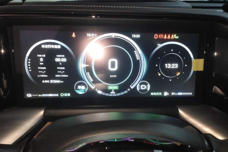 Used GAC Trumpchi ES9 2024 PHEV with 143 km Max
