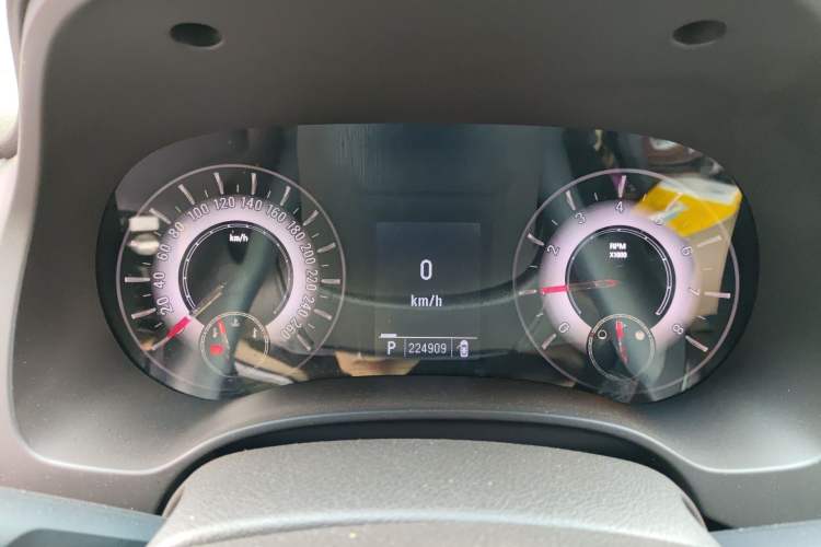 Used Roewe 950 2012 2.0L Comfort Edition Instrument Cluster