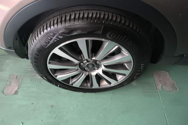 Used Land Rover Range Evoque 2018 240 PS SE Smart Brilliance Edition