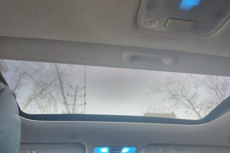 Used Hyundai Elantra (5th Generation / Langdong) 2016 1.6L Manual Luxury Model
