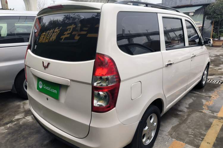 Used Wuling Hongguang 2014 1.5L Standard Version