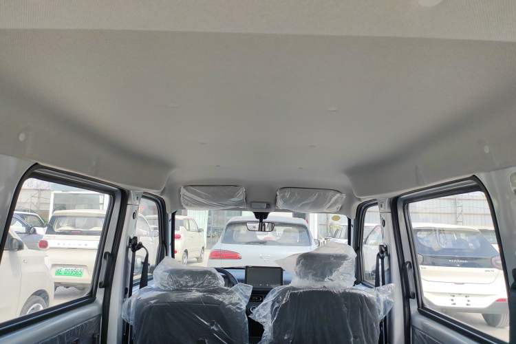 Used Wuling Zhiguang New Energy 2025 Comfort Model Headliner