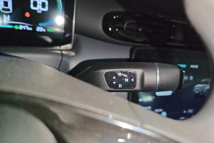 Used Leapmotor T03 2025 310 Comfort Edition Gear Lever