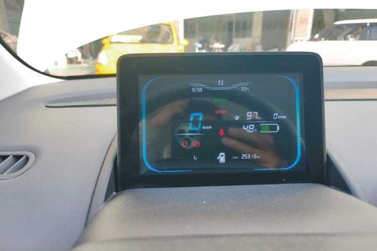 Used CHANGAN NEVO Lumin 2023 205km Xiangqin Version