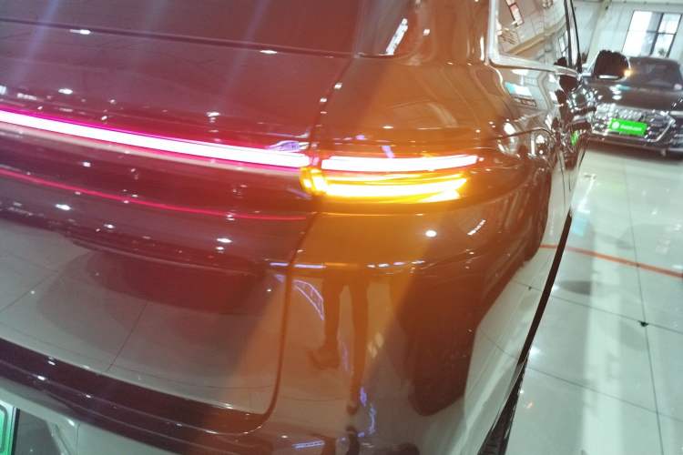 Used Li Auto L8 2023 Pro Model