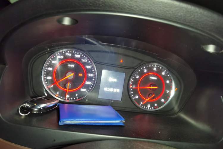 Used SAIC MAXUS G10 2018 PLUS 2.0T Automatic Luxury Executive Edition
