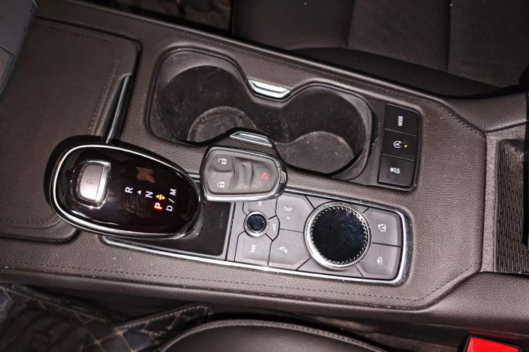 Used Cadillac XT4 2021 28T Two-Wheel Drive Tech Edition
