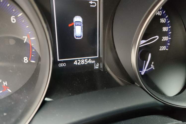 Used Toyota IZOA 2020 2.0L Yichi Version
