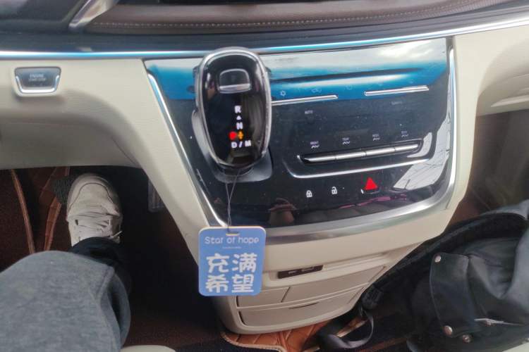 Used Buick GL8 2021 Land Cruiser Executive Class 652T Comfort Model Gear Lever