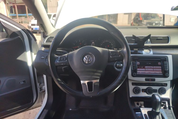 Used Volkswagen Magotan 2015 Revised Version 2.0 TSI Luxury Edition

