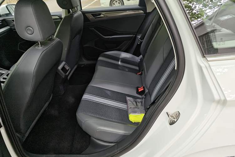 Used Volkswagen Sagitar 2024 200TSI DSG Flyover Edition Left Rear Seat