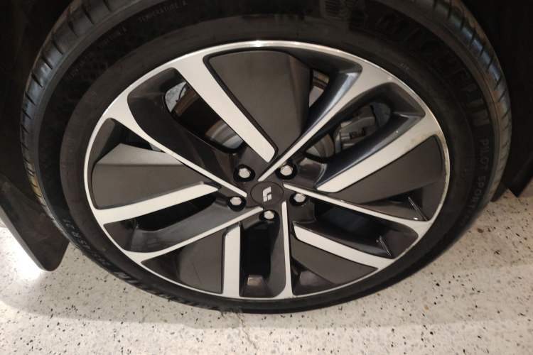 Used Li Auto L9 2022 Max model
