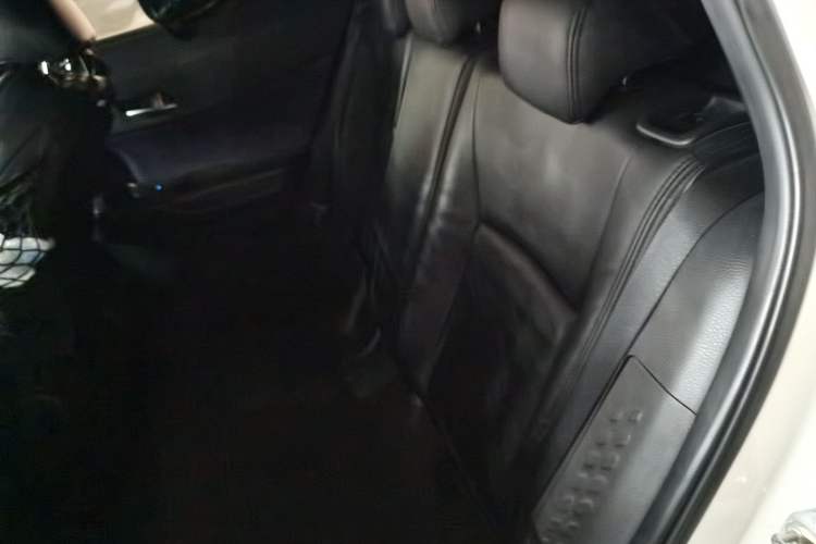 Used Toyota C-HR 2018 2.0L Luxury Edition China V Standard Left Rear Seat