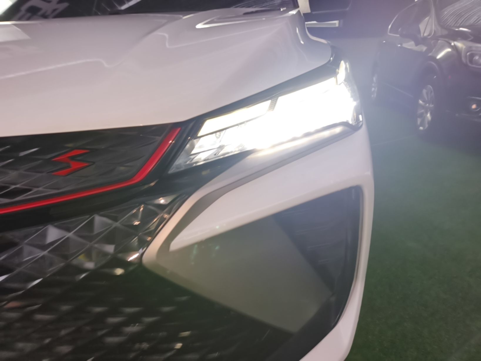 Geely Auto Coolray 2022 Bin Yue COOL 1.5TD DCT Hot Engine Edition — снимка 8