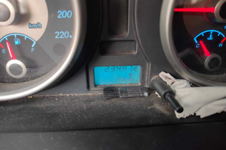 Used Buick Excelle 2015 1.5L Manual Classic Trim
