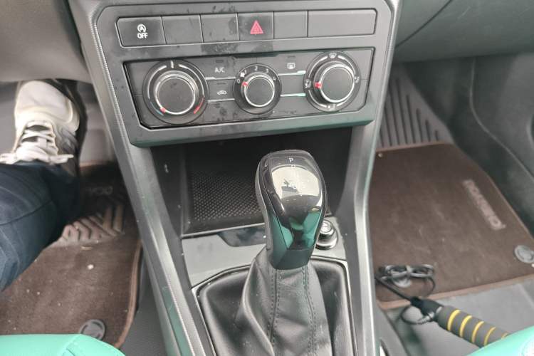 Used Volkswagen T-Cross 2021 1.5L Automatic Fashion Edition Gear Lever