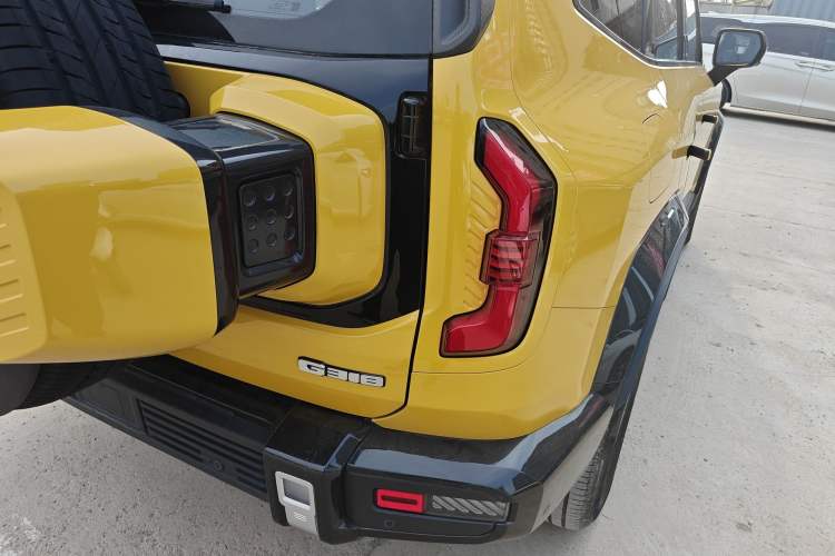 Used Deepal G318 2025 Worry-Free Cross-Country Edition Four-Wheel Drive Distant Mountains Version Exterior 3