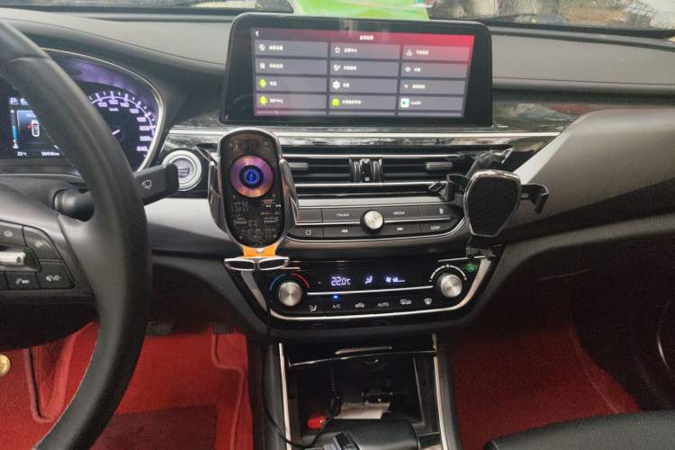 Used CHANGAN Ruicheng CC 2021 Blue Whale Edition 1.5T DCT Luxury Model Audio And AC Panel