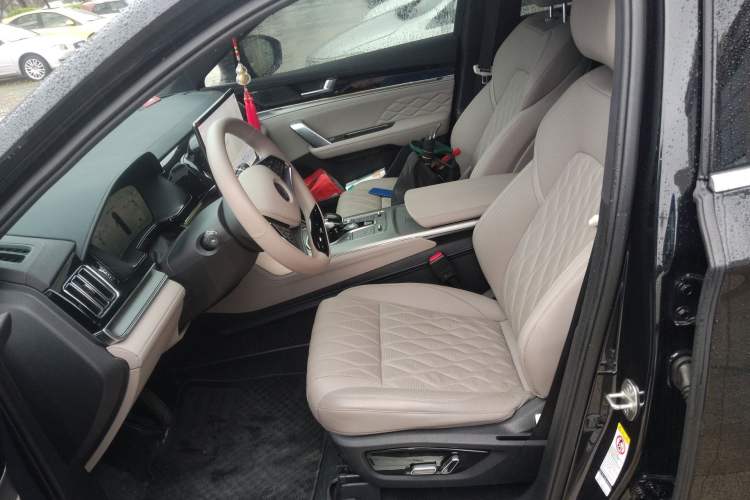 Used BYD Tang New Energy 2024 DM-i Glory Edition 112KM Prestige Model Left Front Seat