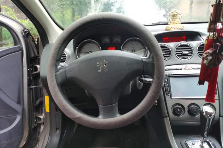 Used Peugeot 408 2011 2.0L Automatic Comfort Edition

