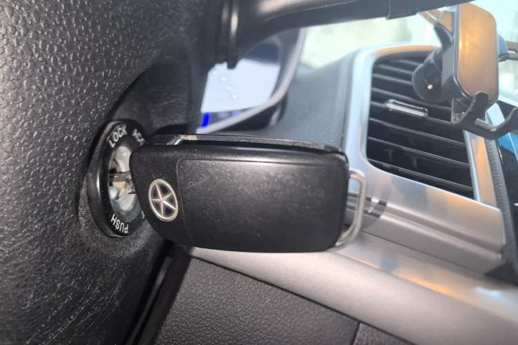 Used JAC Group Refine S3 2014 1.5L Manual Luxury Smart Model