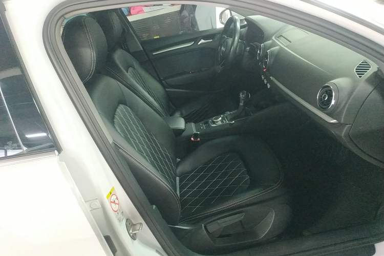 Used Audi A3 2020 Restyled Sportback 35 TFSI Entry-Level China VI Emission Standard