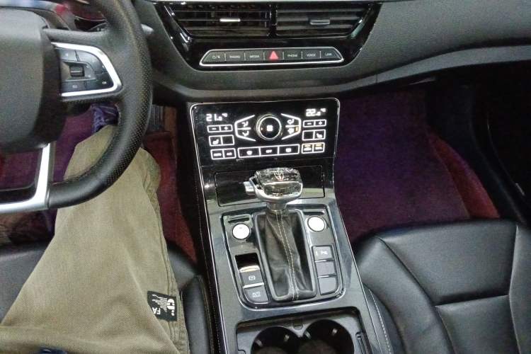 Used Hongqi H5 2018 30TD Smart Connect Dynamic Edition