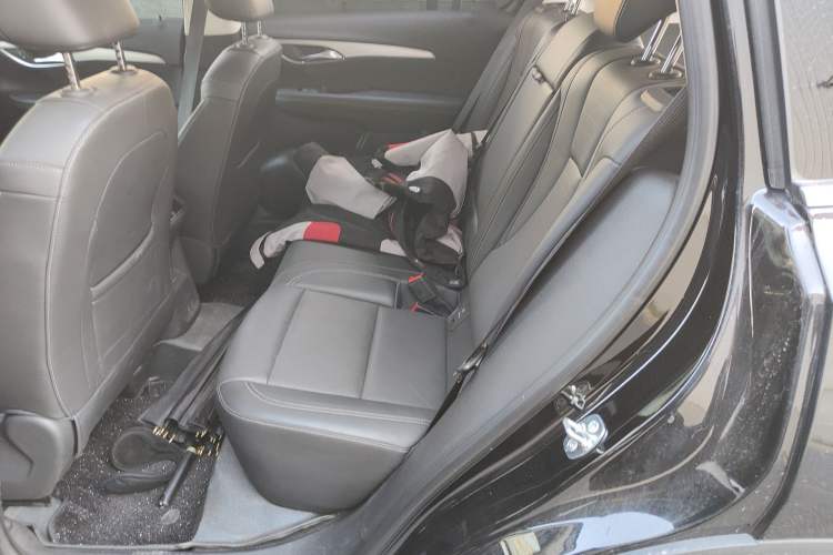 Used Buick Envision 2024 Encore Plus 28T Two-Wheel Drive Luxury Edition
