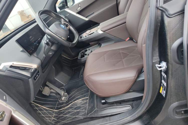 Used BMW iX 2022 xDrive40 Left Front Seat