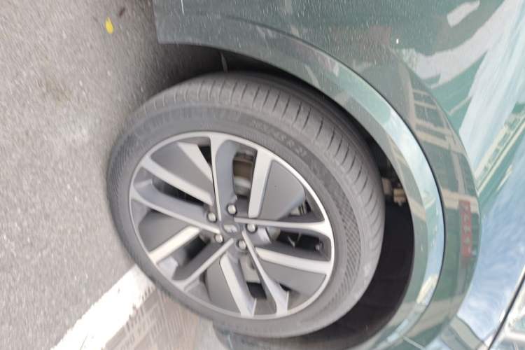 Used Li Auto L9 2022 Max model
