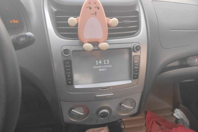 Used Chevrolet Sail 2013 Sedan 1.4L Manual Ideal Happiness Edition
