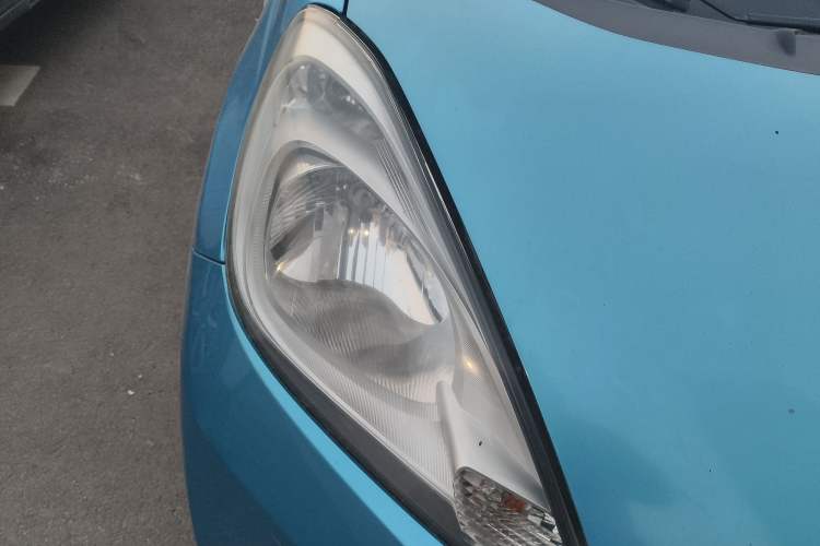 Used Honda Fit 2011 1.3L manual Comfort version
