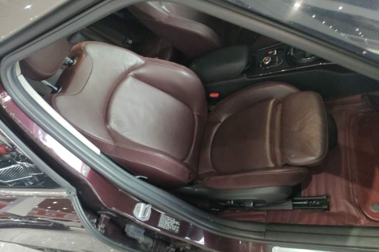 Used MINI Clubman 2016 Revised Version 1.5T COOPER Connoisseur Edition