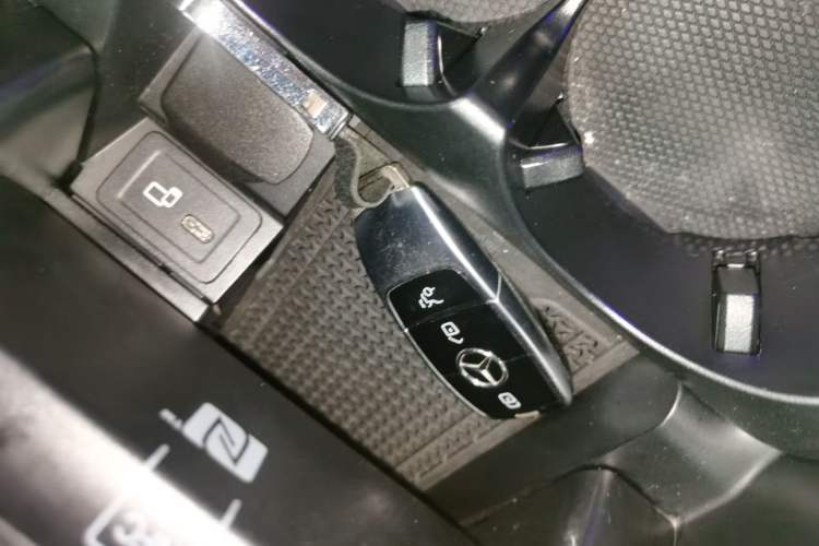 Used Mercedes-Benz E-Class 2023 Updated E 300 L Fashion Edition
