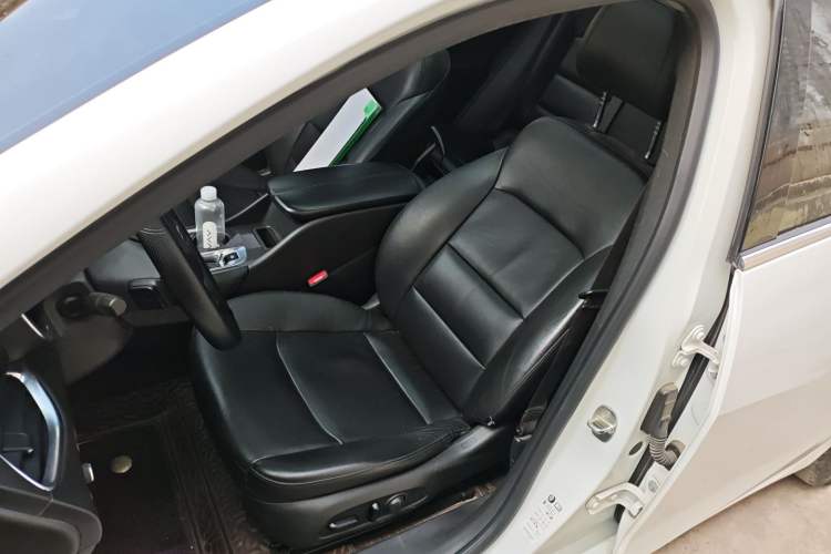 Used Chevrolet Malibu XL 2019 535T CVT Active Version Left Front Seat