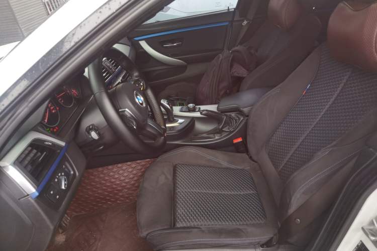 Used BMW 4 Series 2017 425i Gran Coupe Leading Model with M Sport Package Left Front Seat