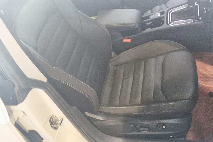 Used Volkswagen FAW-Volkswagen CC 2021 380TSI Striking Edition