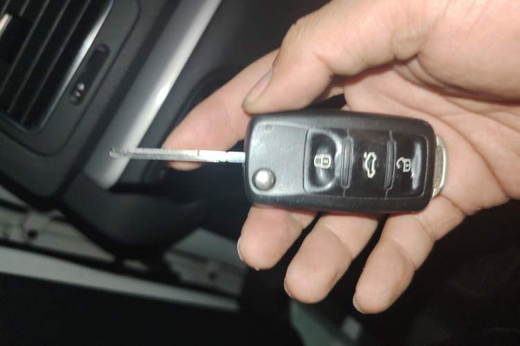 Used Volkswagen Sharan 2013 1.8TSI Standard Model Vehicle Key