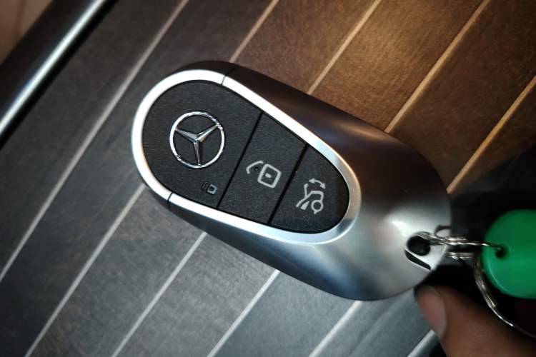 Used Mercedes-Benz E-Class 2024 E 300 L Luxury Model Vehicle Key