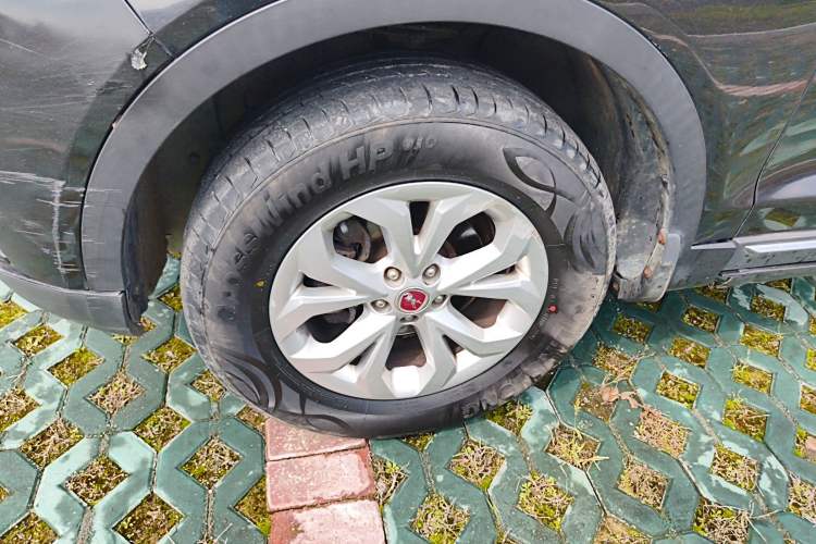 Used Hanteng X7 2016 1.5T Manual Luxury Edition