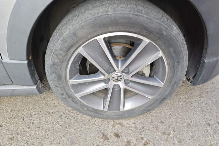 Used Volkswagen Polo 2012 1.6L Cross Polo MT