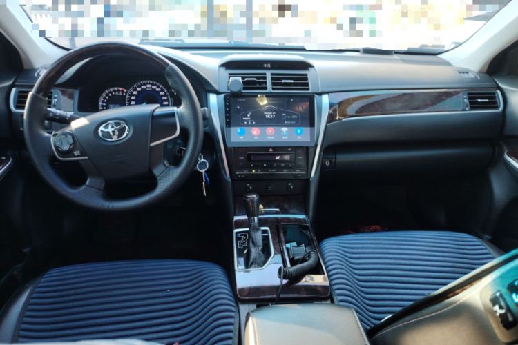 Used Toyota Camry 2016 2.0G 10th Anniversary Leading Edition
