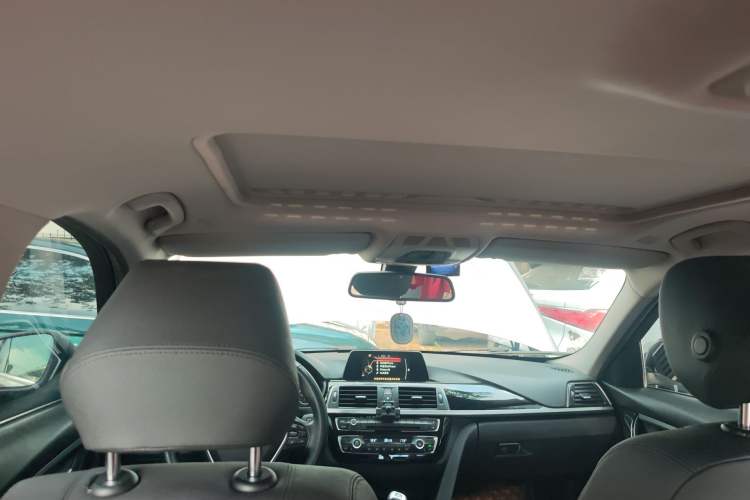 Used BMW 3 Series 2017 320Li Luxury Design Package Headliner