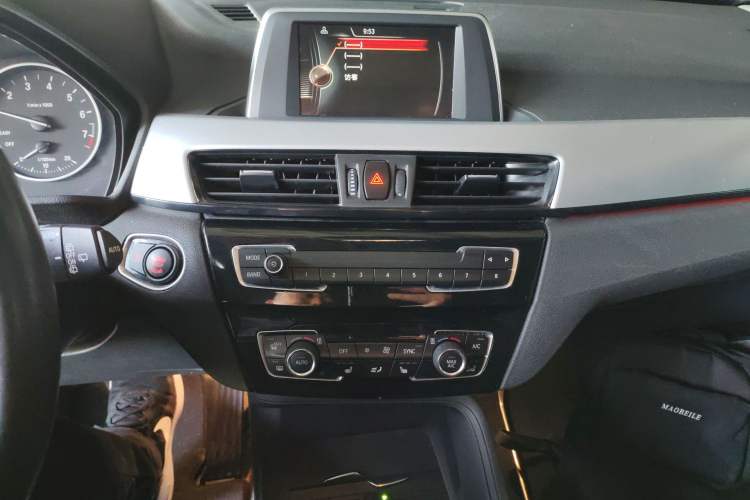 Used BMW X1 2016 sDrive18Li Premium Edition
