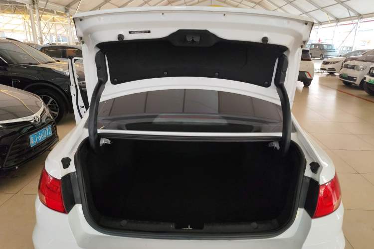 Used Geely Auto Emgrand GL 2018 1.4T Manual Elite Smart Connectivity Version